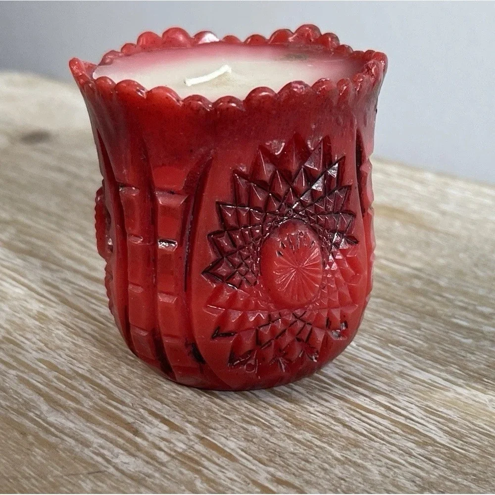 Vintage Red Floral Embossed Motif‎ Sculptured Carved Gothic Wax Candle